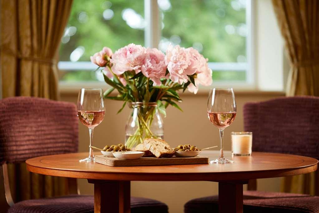 Macdonald Compleat Angler Hotel Marlow  Ruang foto