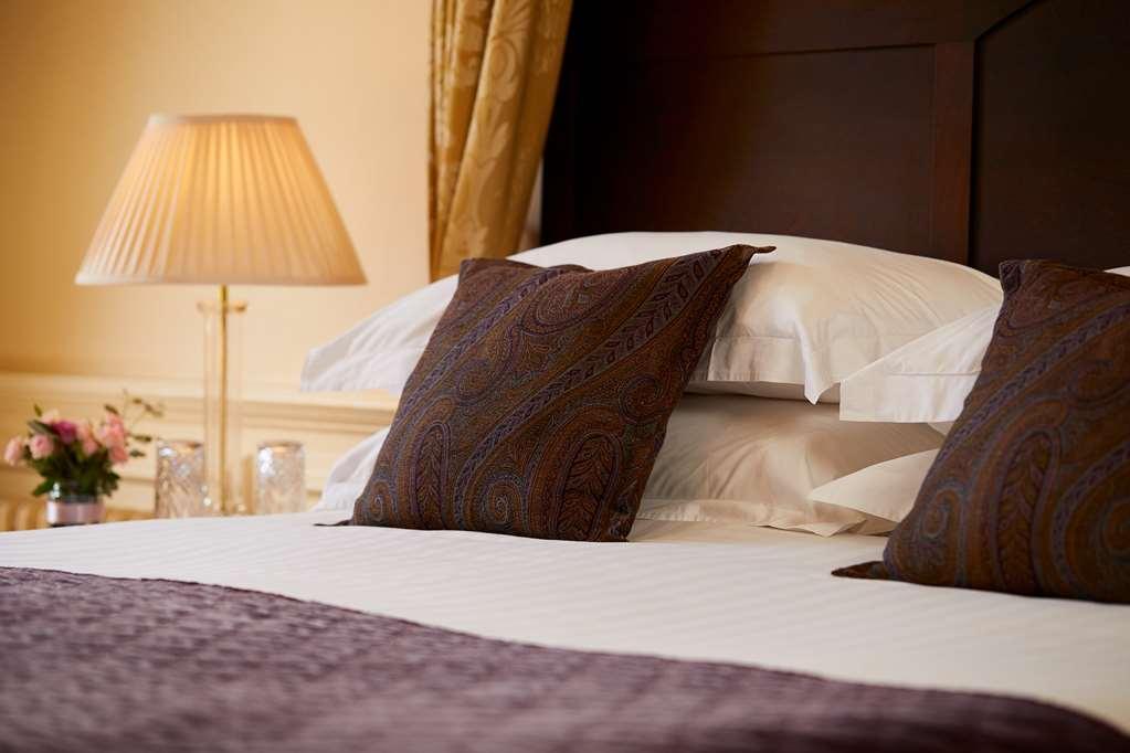Macdonald Compleat Angler Hotel Marlow  Ruang foto