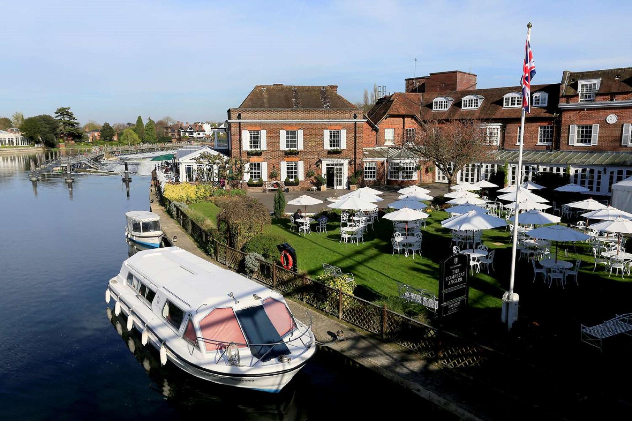 Macdonald Compleat Angler Hotel Marlow  Bagian luar foto