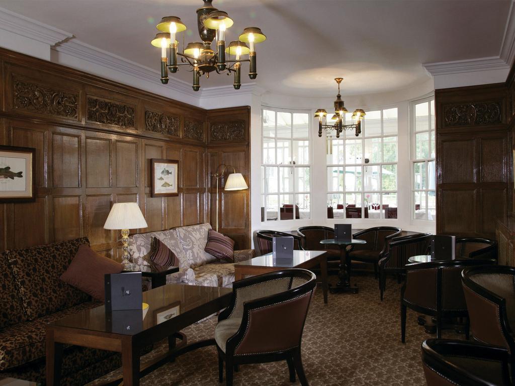Macdonald Compleat Angler Hotel Marlow  Bagian luar foto