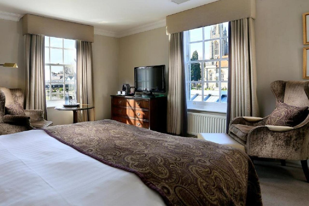 Macdonald Compleat Angler Hotel Marlow  Bagian luar foto